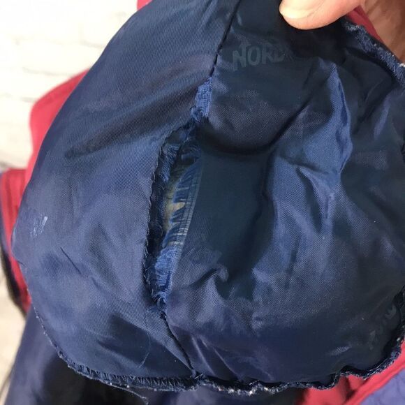 Nordica Vintage Ski Jacket  Plum /Raspberry embroidery & high end detail EUC 16 - Picture 9 of 10